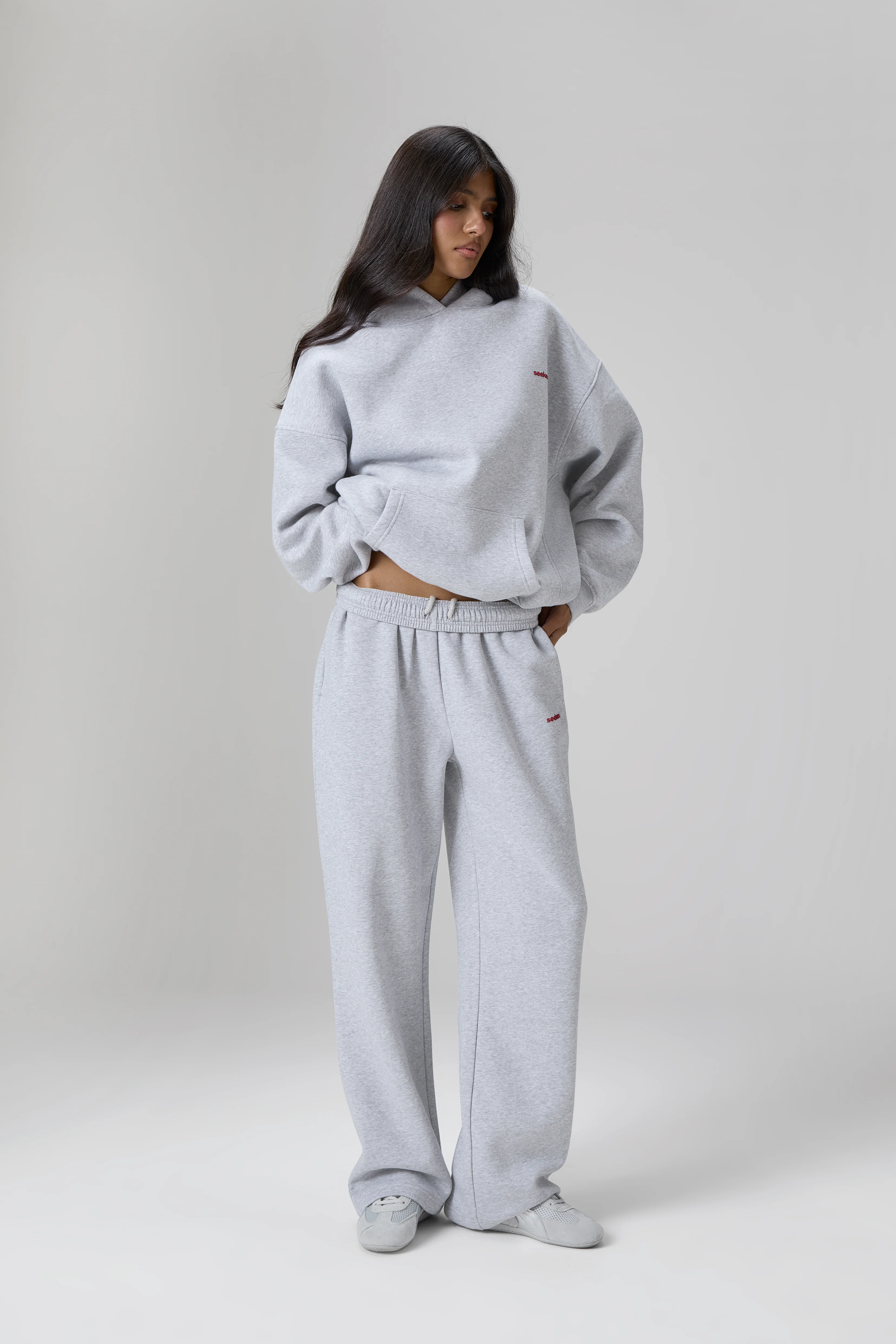 Seekers Classic Wide Leg Sweatpants in Grey Melange - Image 4