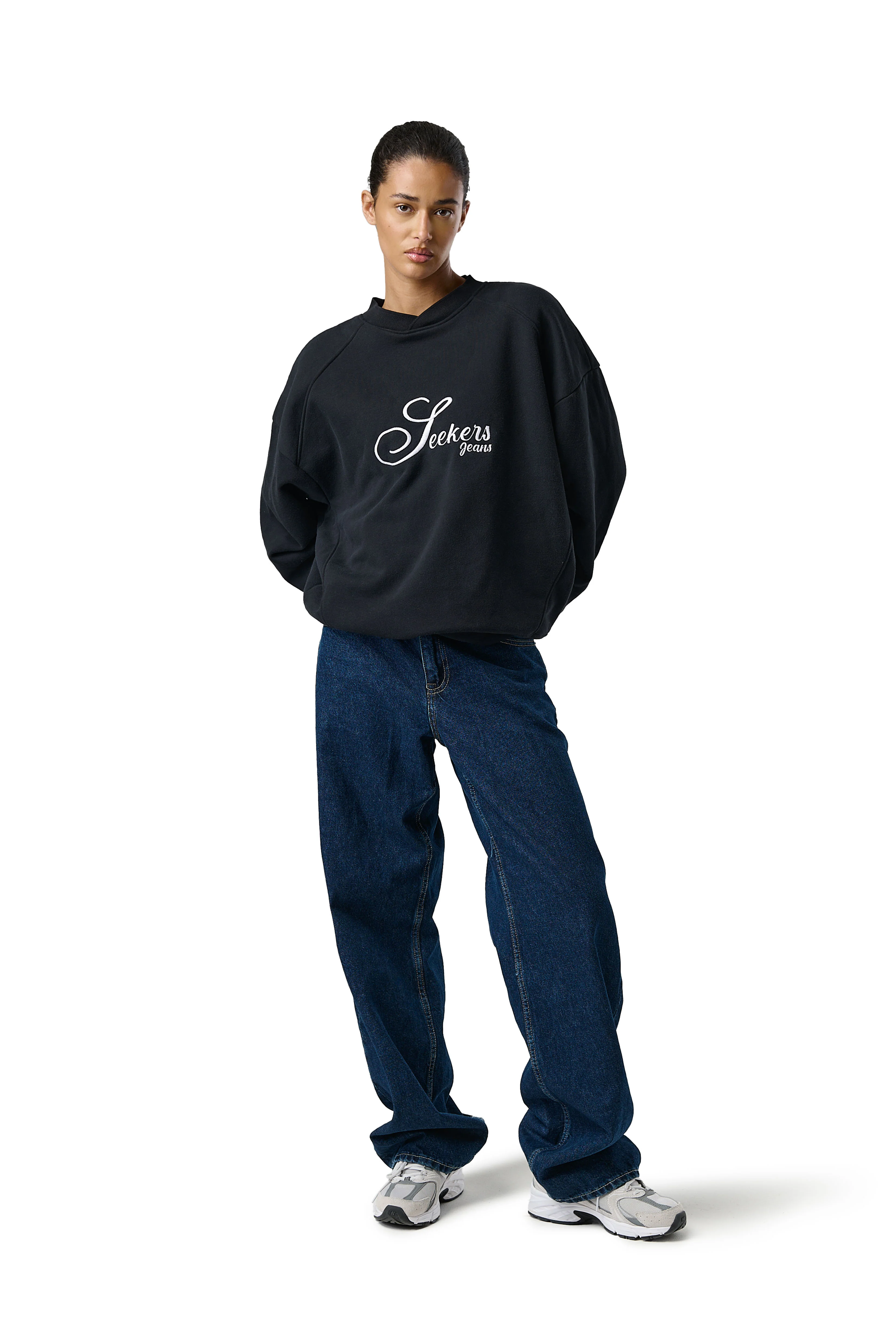 Seekers Classic Sweatshirt in Sooty - Image 3