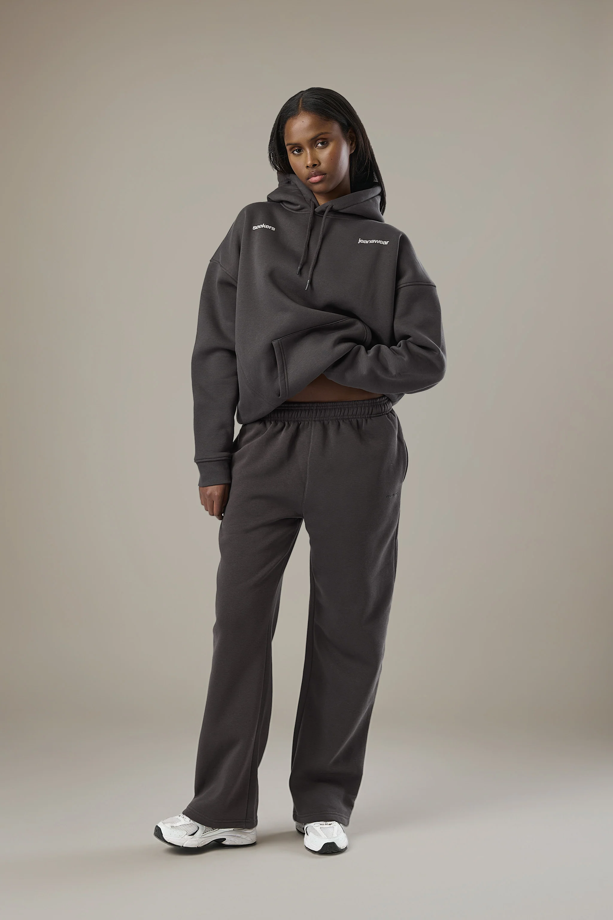 Trademark Wide Leg Sweatpants in Smith - Image 4