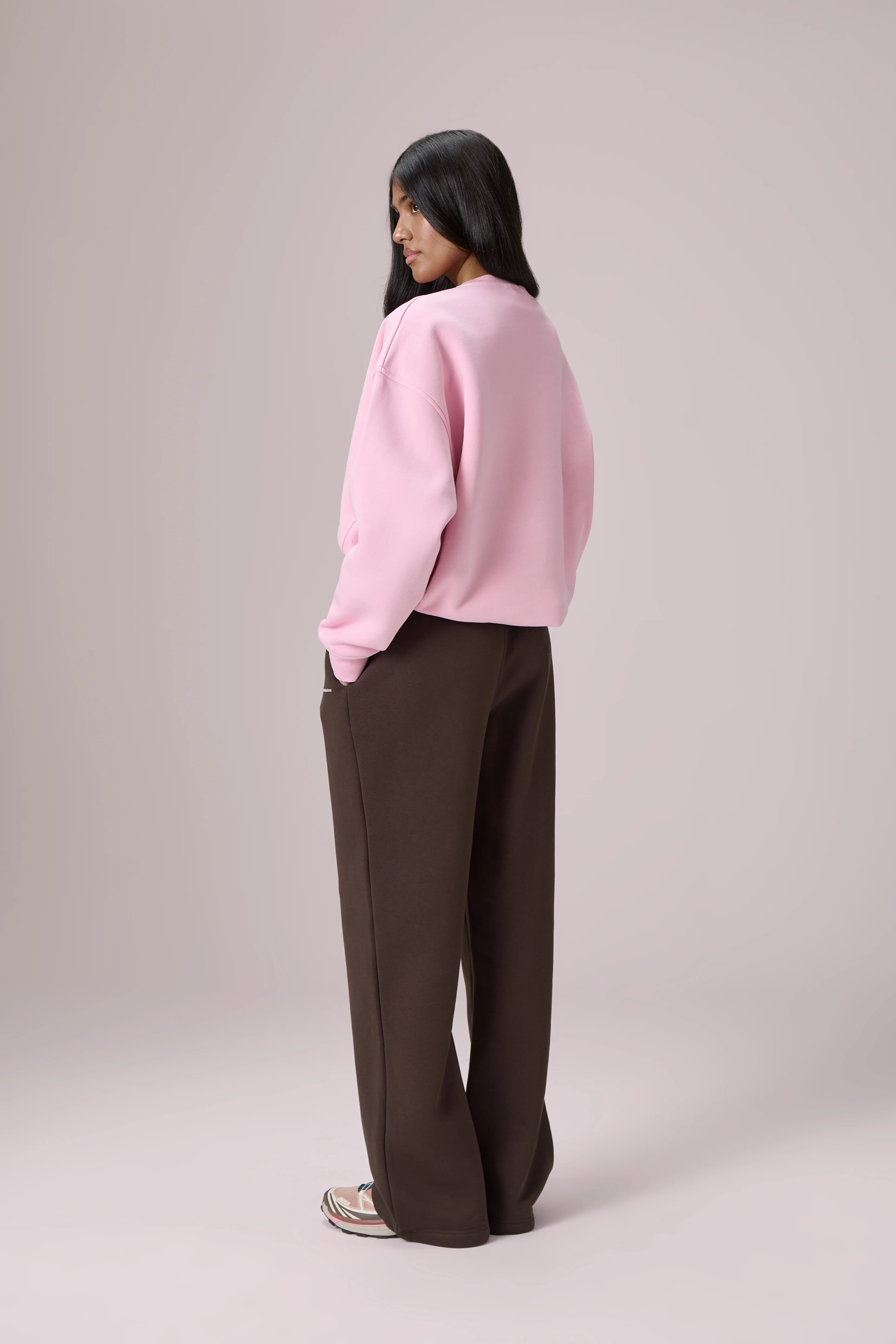 Seekers Classic Sweatshirt in Pink Wafer - Image 4