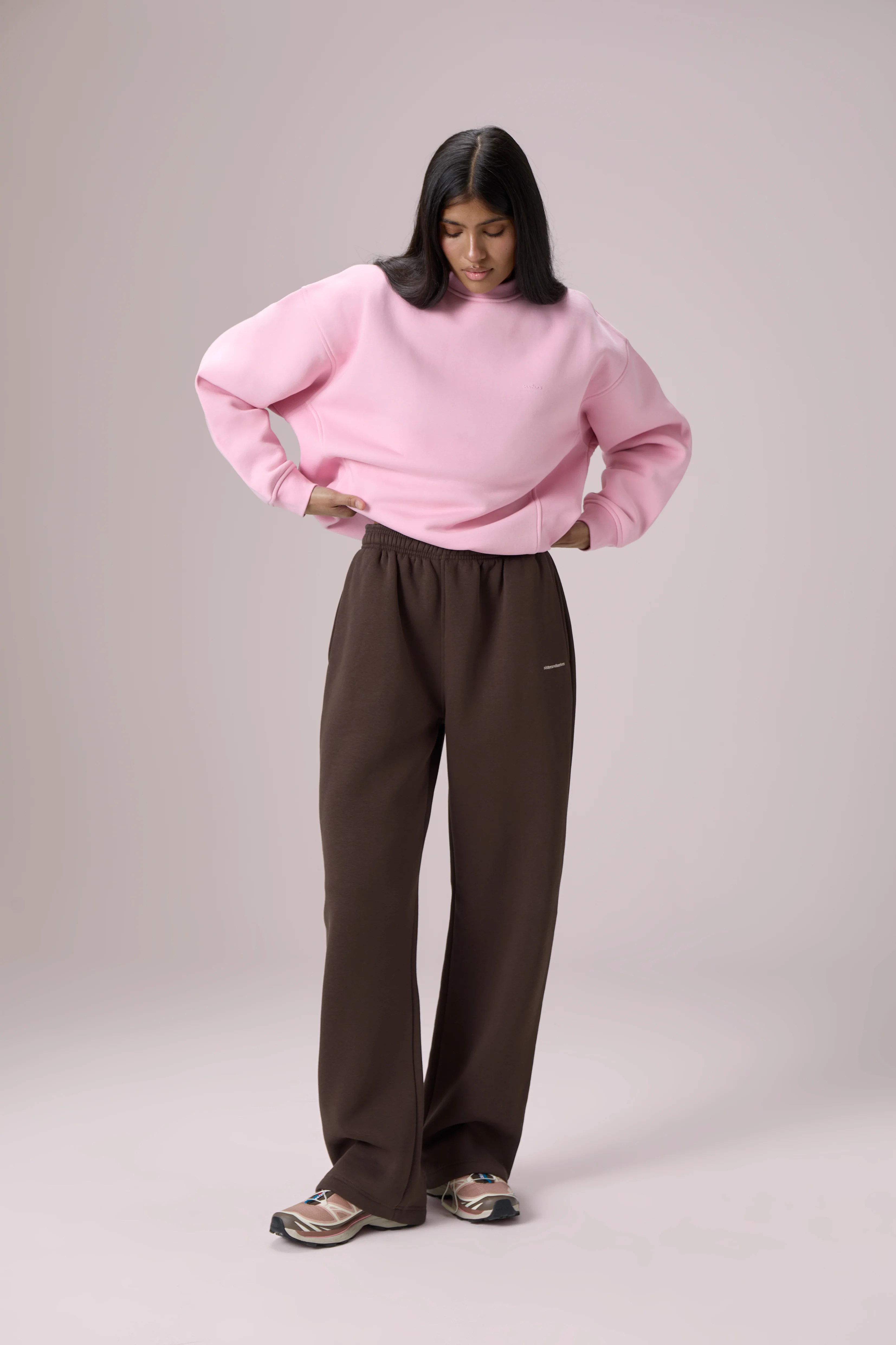 Seekers Classic Sweatshirt in Pink Wafer - Image 6