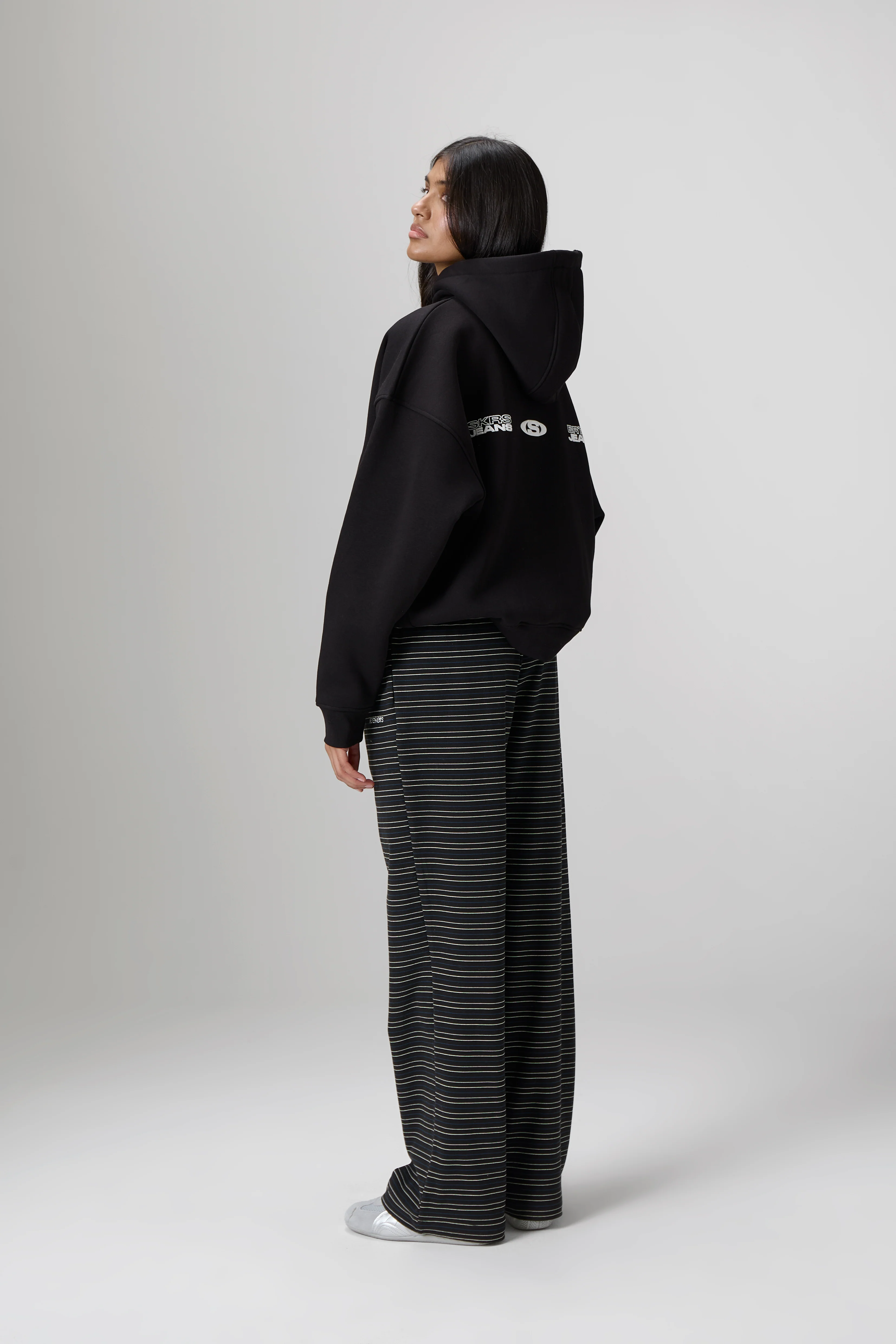 Staten Logo Hoodie - Image 5